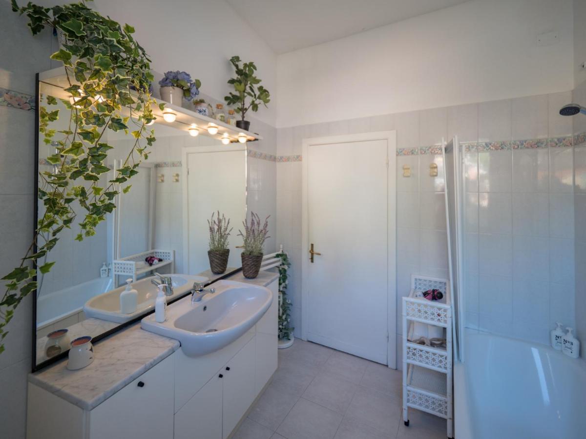 Recanissu Apartment With Balcony & Ac Vernazza Buitenkant foto